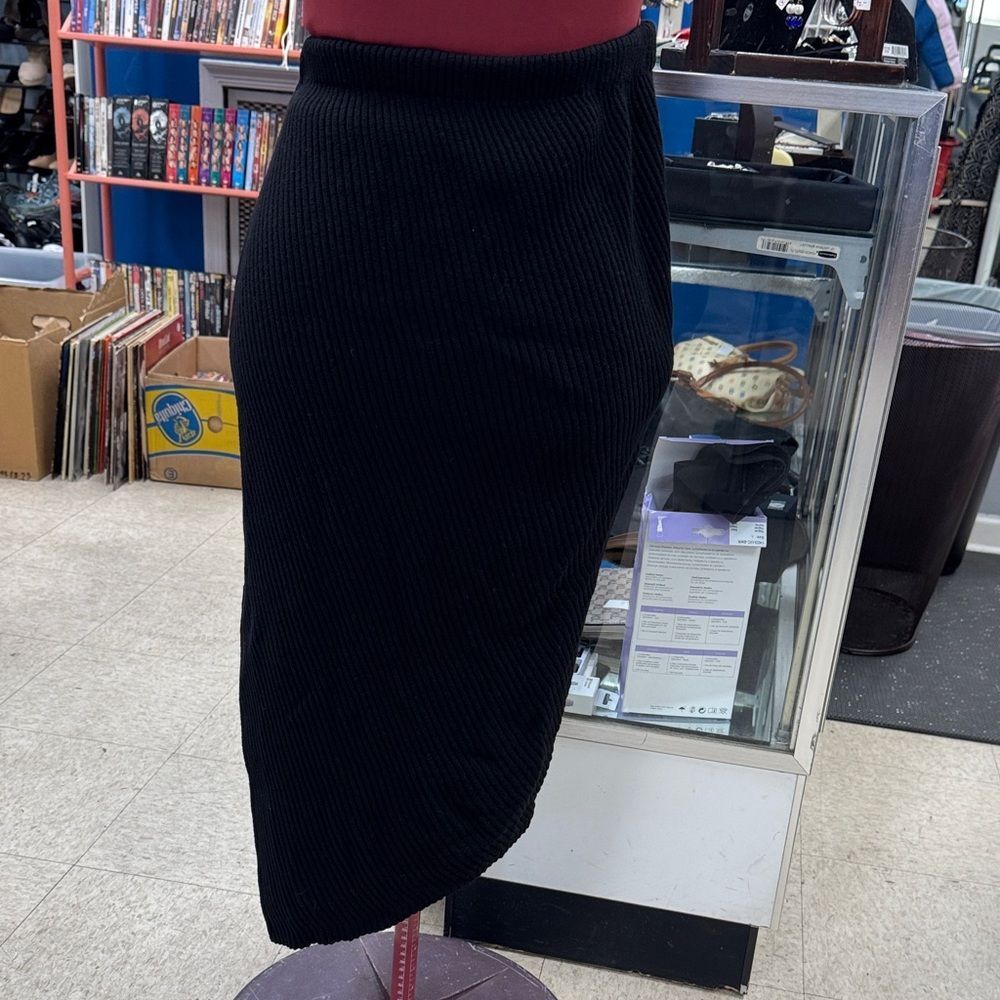 Theory Black Ribbed Pencil Skirt